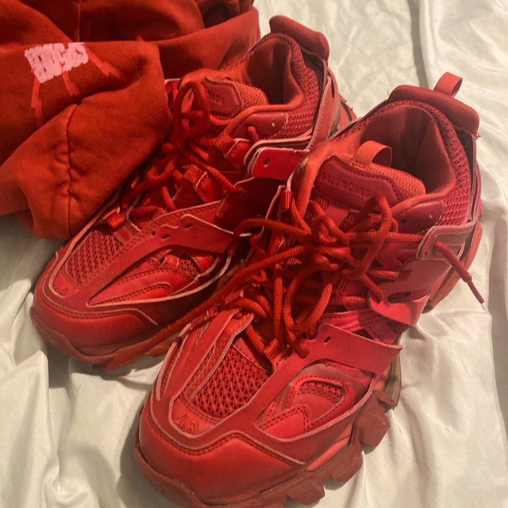 I bought these for 1100$ willing to sell them for low$ buy them before sold out!